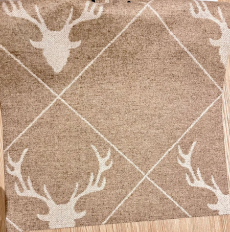 Stoffmuster Hirsch
